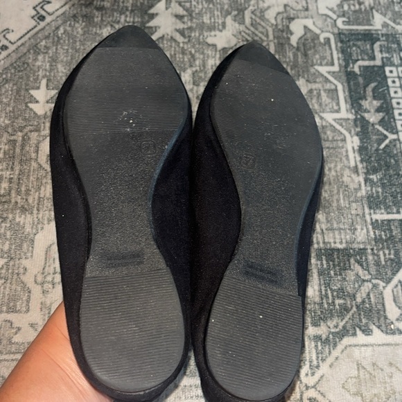 Old Navy women’s Black ballet pointer flats size 7 - Picture 8 of 9